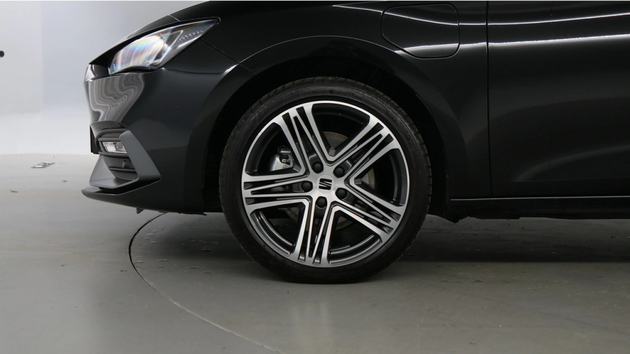 SEAT Leon Sportstourer 1.5 TSI e-Hybrid 204pk FR Business DSG