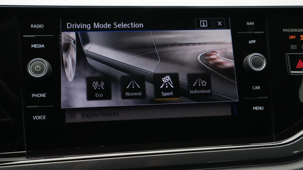 Volkswagen Polo 1.0 TSI DSG 96pk Automaat Highline