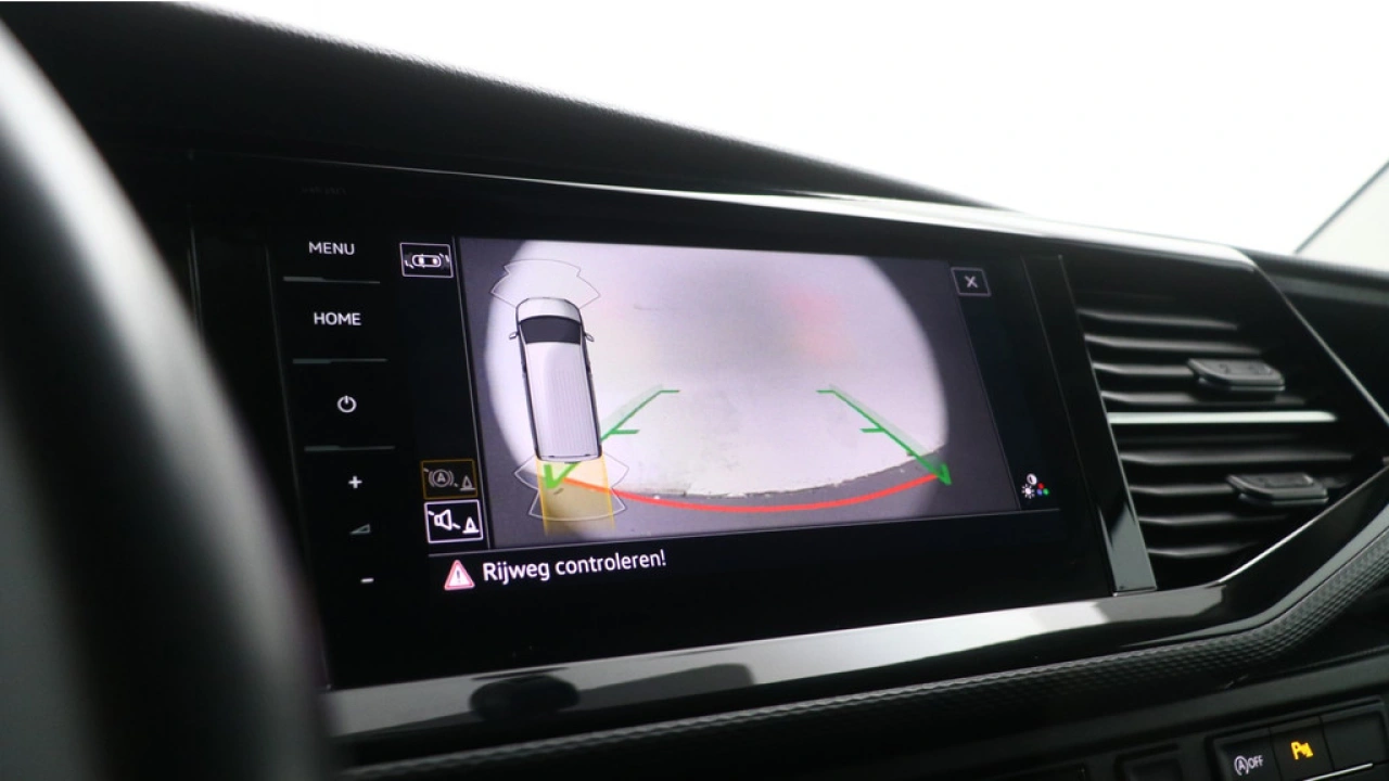 VW Bedrijfswagens Transporter L2H1 2.0 TDI 204pk DSG Bulli