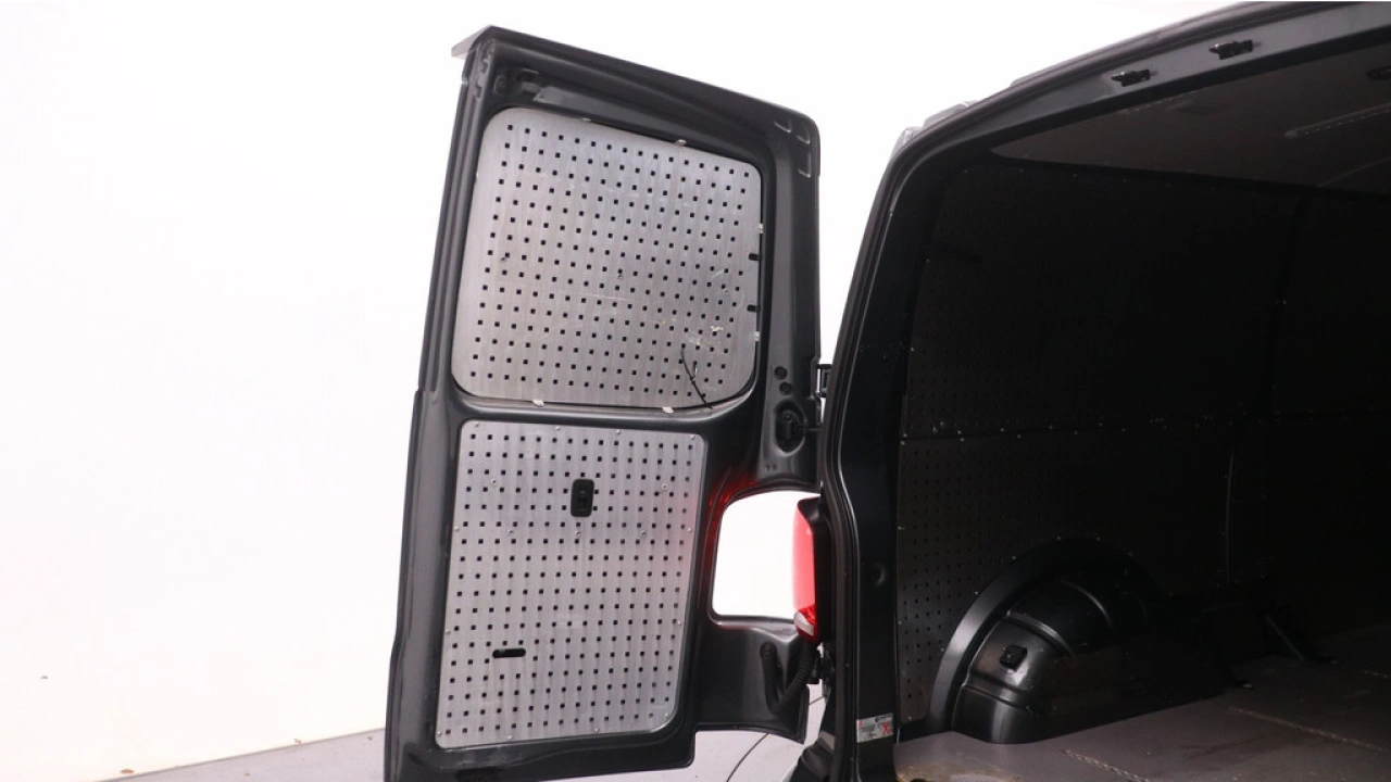 VW Bedrijfswagens Transporter L2H1 2.0 TDI 204pk DSG Bulli