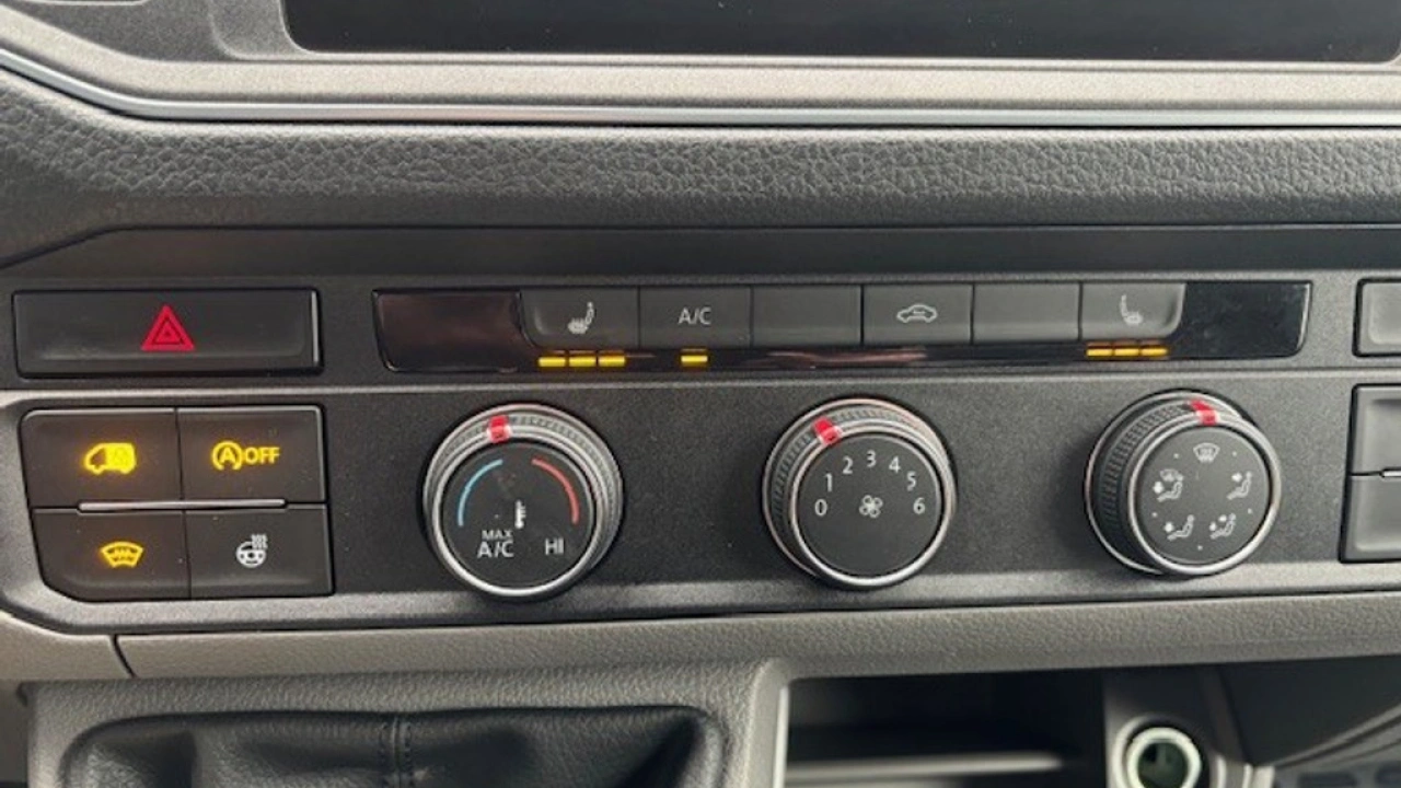 VW Bedrijfswagens Crafter L3H3 2.0 TDI 140pk 3.5T Exclusive-Edition