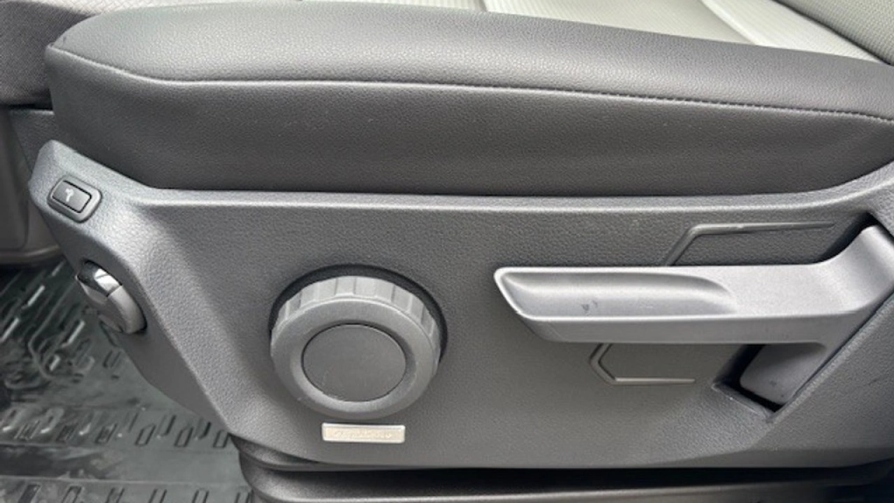 VW Bedrijfswagens Crafter L3H3 2.0 TDI 140pk 3.5T Exclusive-Edition