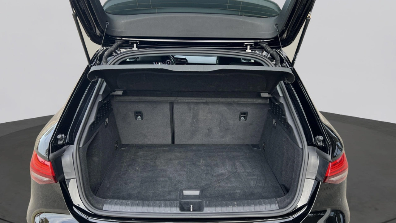 Audi A3 Sportback 30 TFSI 110Pk Pro Line / Parkeerhulp Achter