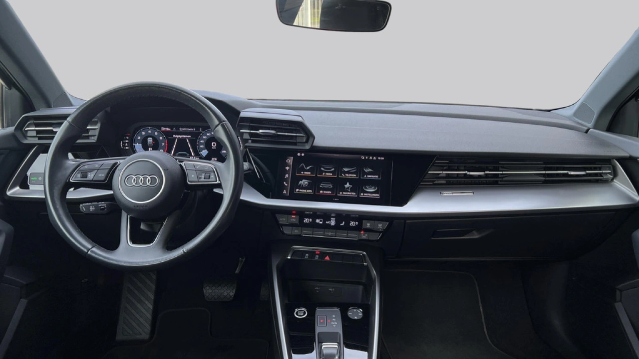 Audi A3 Sportback 30 TFSI 110Pk Pro Line / Parkeerhulp Achter