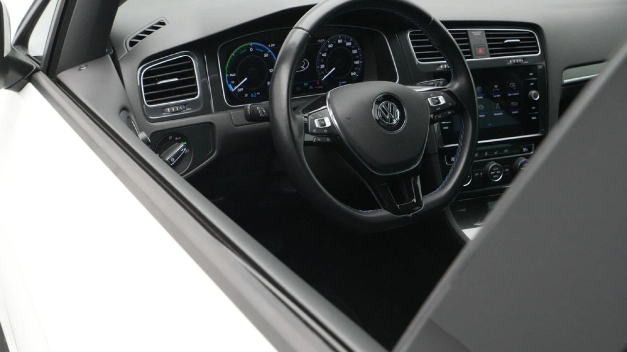 Volkswagen e-Golf 136pk E-DITION