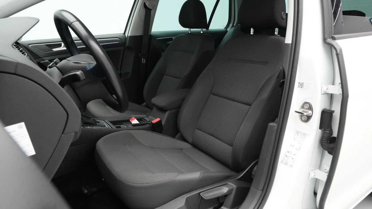 Volkswagen e-Golf 136pk E-DITION