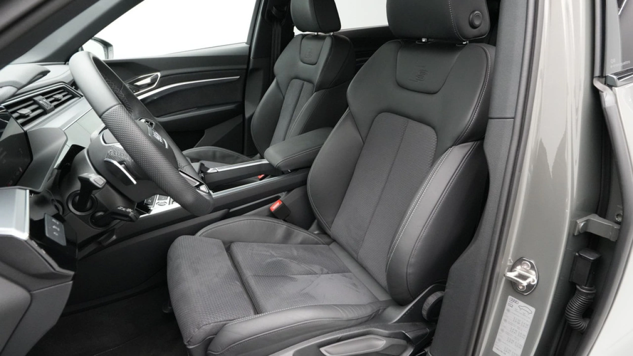 Audi Q8 e-tron 55 quattro 408pk S-line 115 kWh