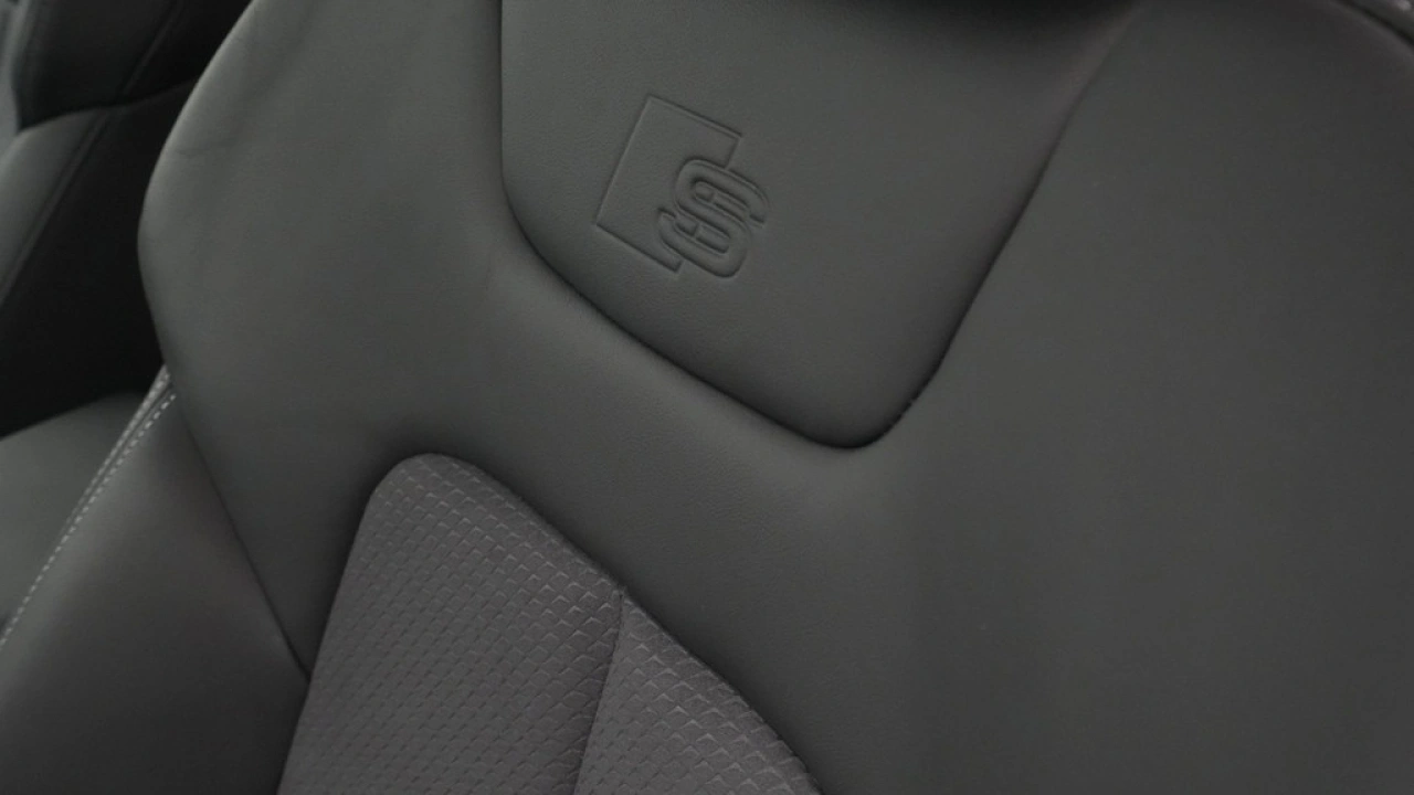 Audi Q8 e-tron 55 quattro 408pk S-line 115 kWh