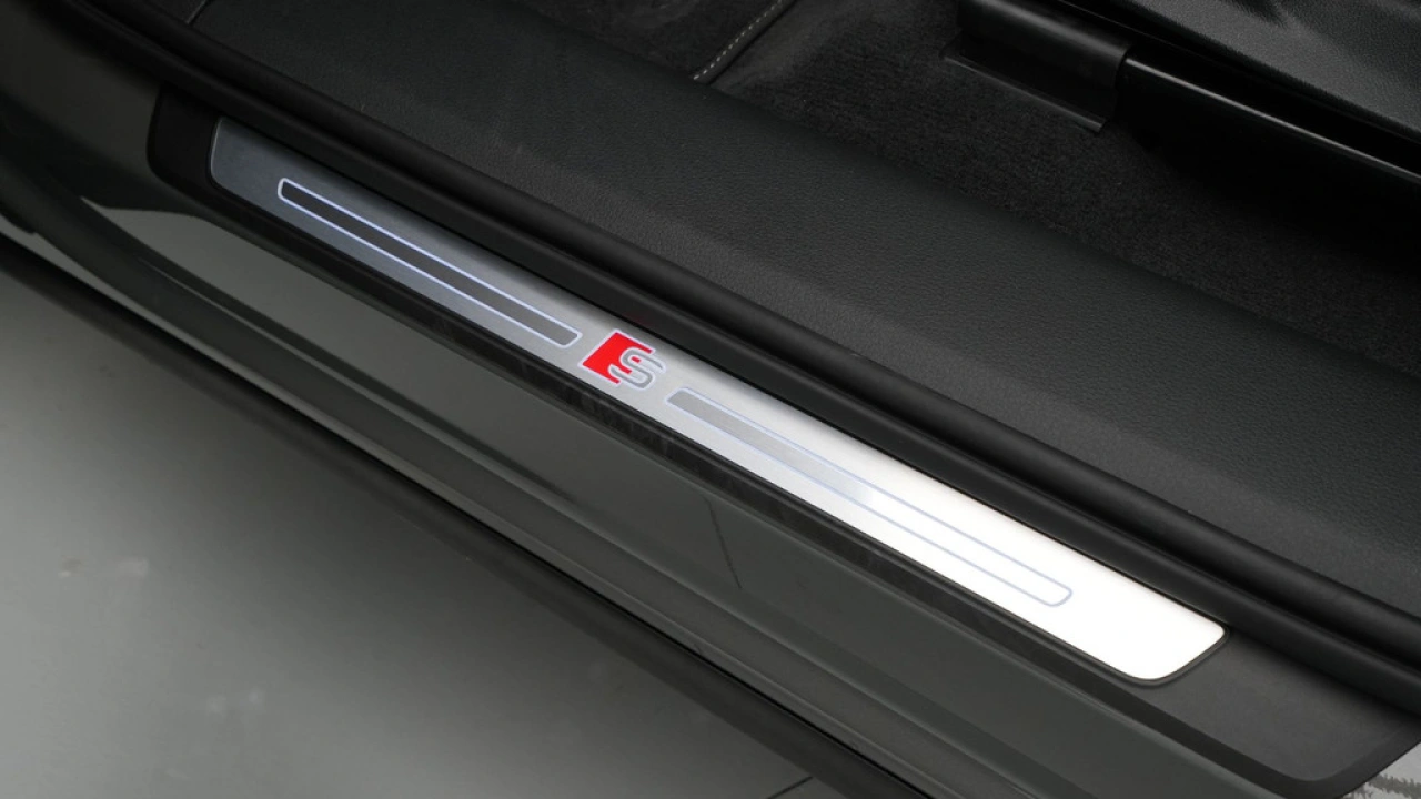 Audi Q8 e-tron 55 quattro 408pk S-line 115 kWh