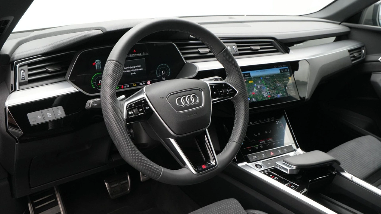 Audi Q8 e-tron 55 quattro 408pk S-line 115 kWh