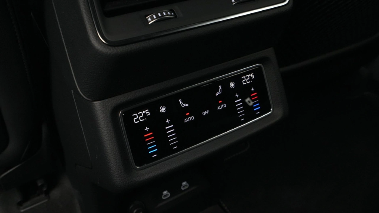 Audi Q8 e-tron 55 quattro 408pk S-line 115 kWh