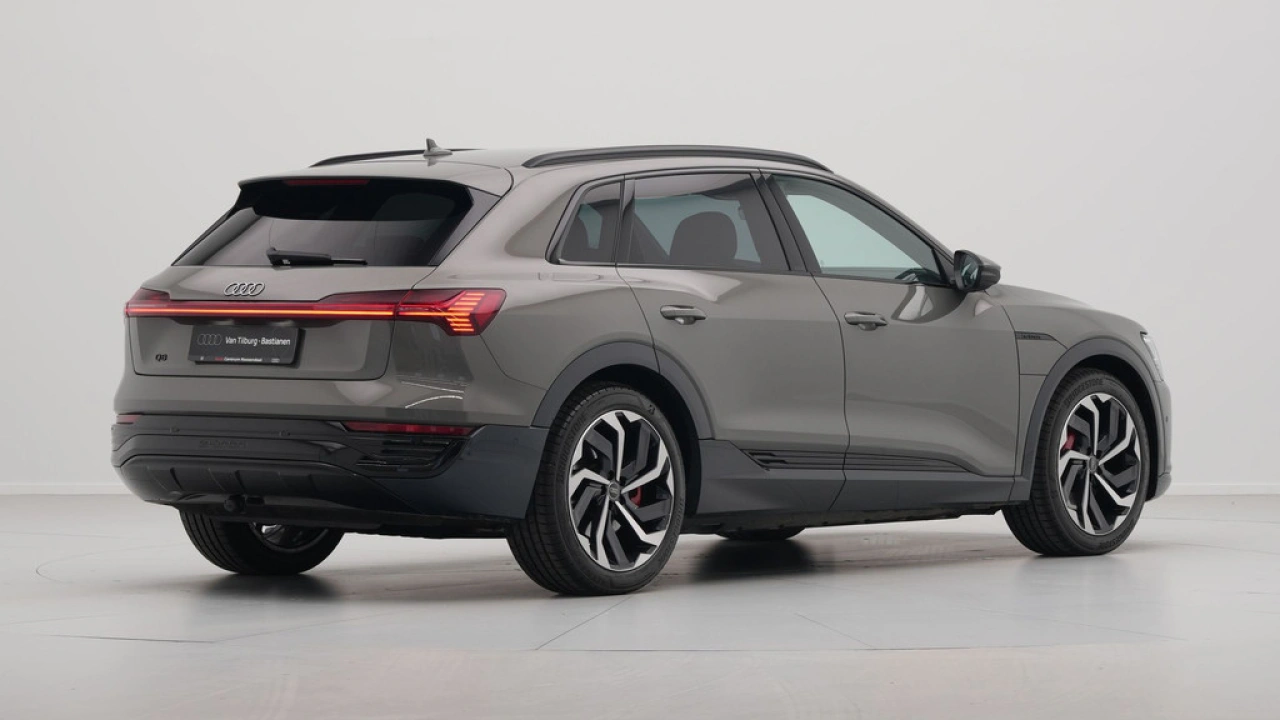 Audi Q8 e-tron 55 quattro 408pk S-line 115 kWh