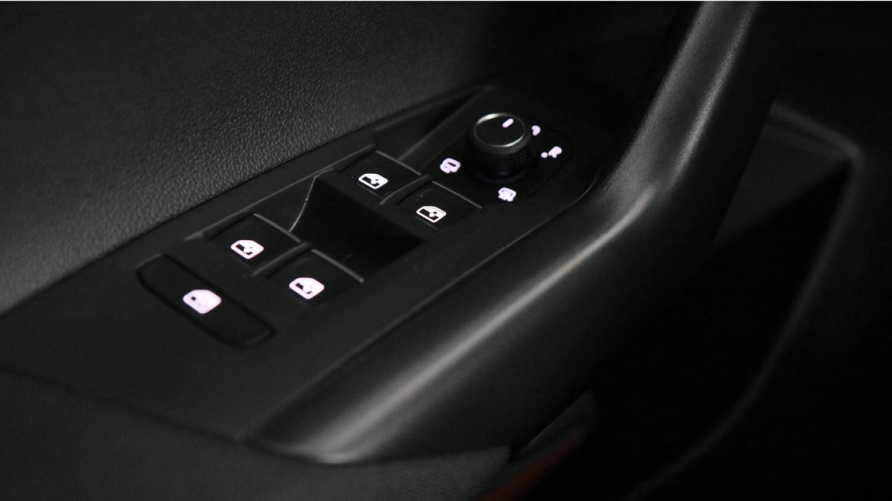 Volkswagen Taigo 1.0 TSI 115pk R-Line Business DSG