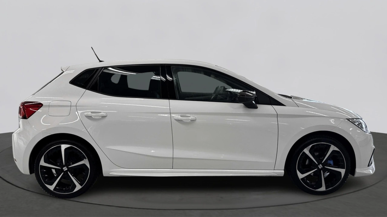 SEAT Ibiza 1.0 EcoTSI FR Business Connect