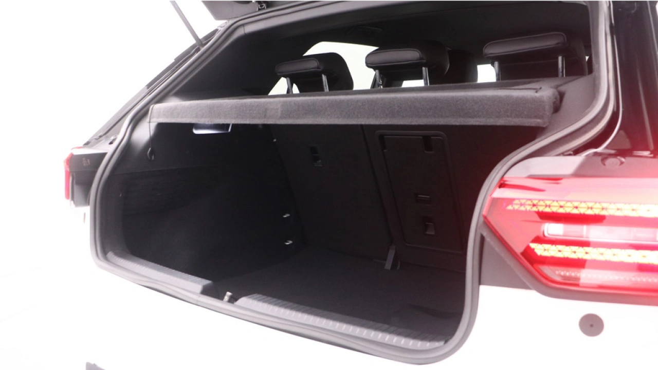 Volkswagen ID.3 Sport First Plus 58 kWh 204pk SOH 92% Leder