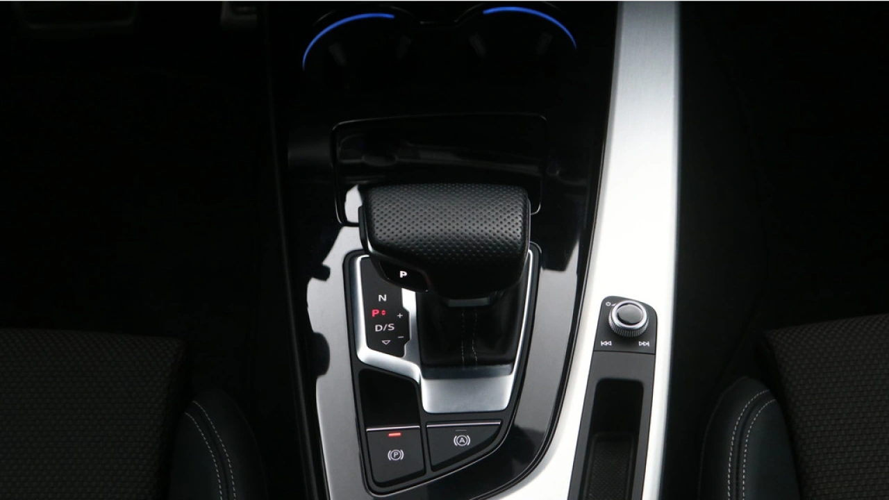 Audi A4 Avant 35 TFSI S edition Competition