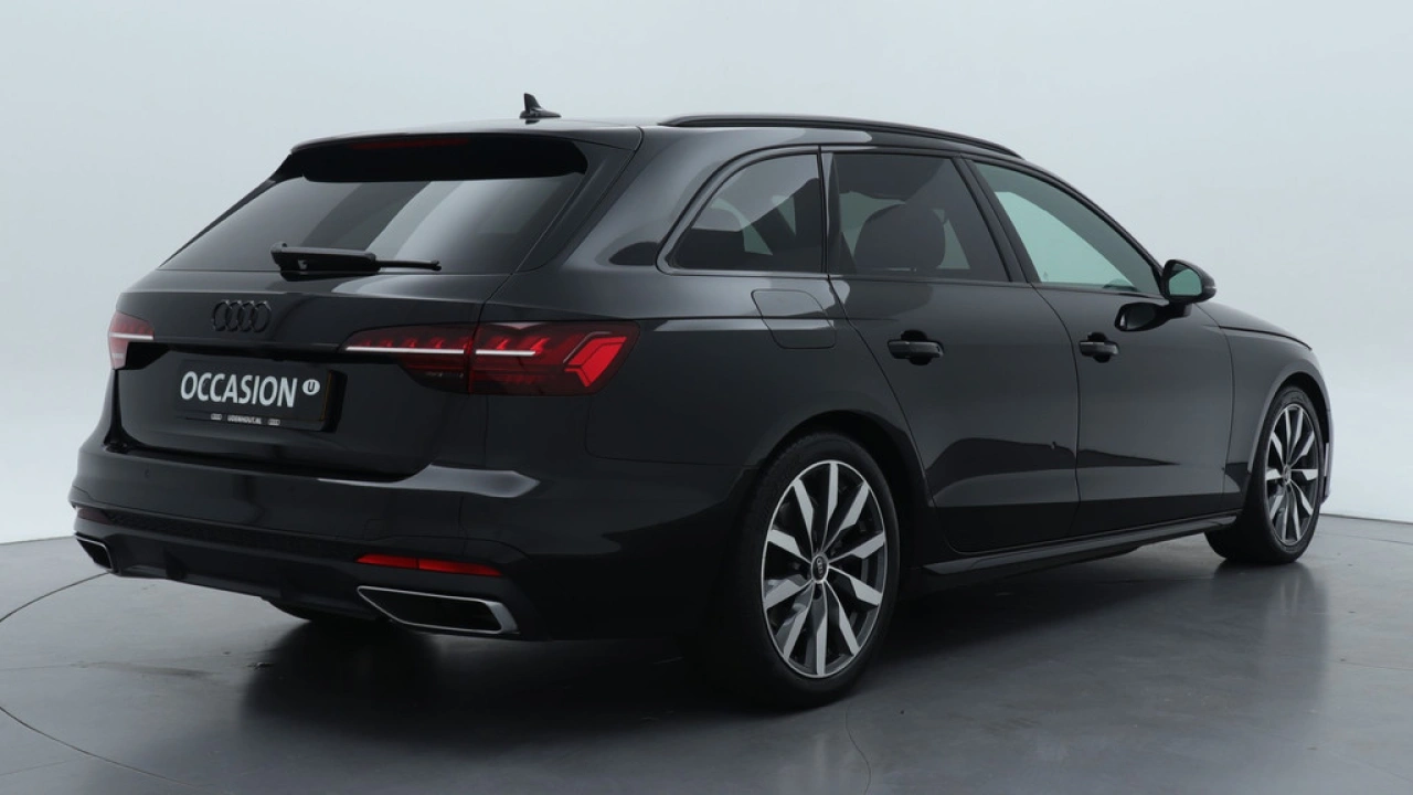 Audi A4 Avant 35 TFSI S edition Competition