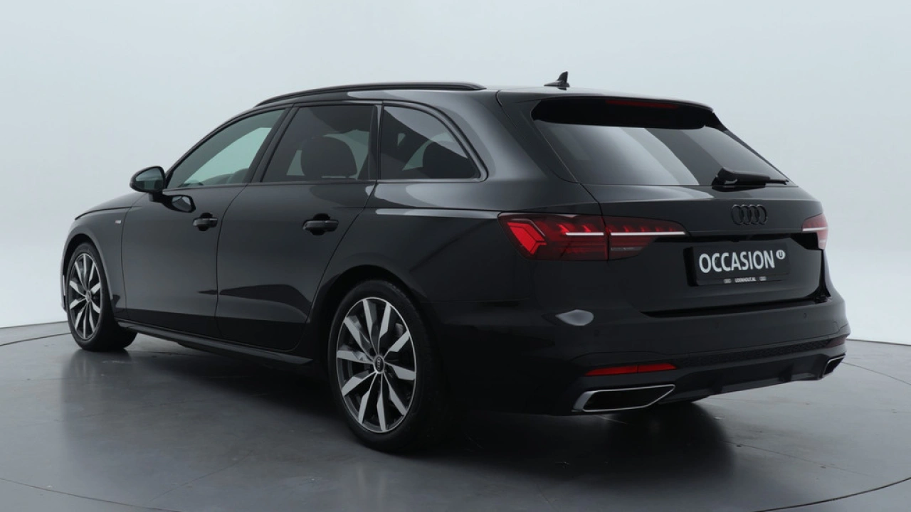 Audi A4 Avant 35 TFSI S edition Competition