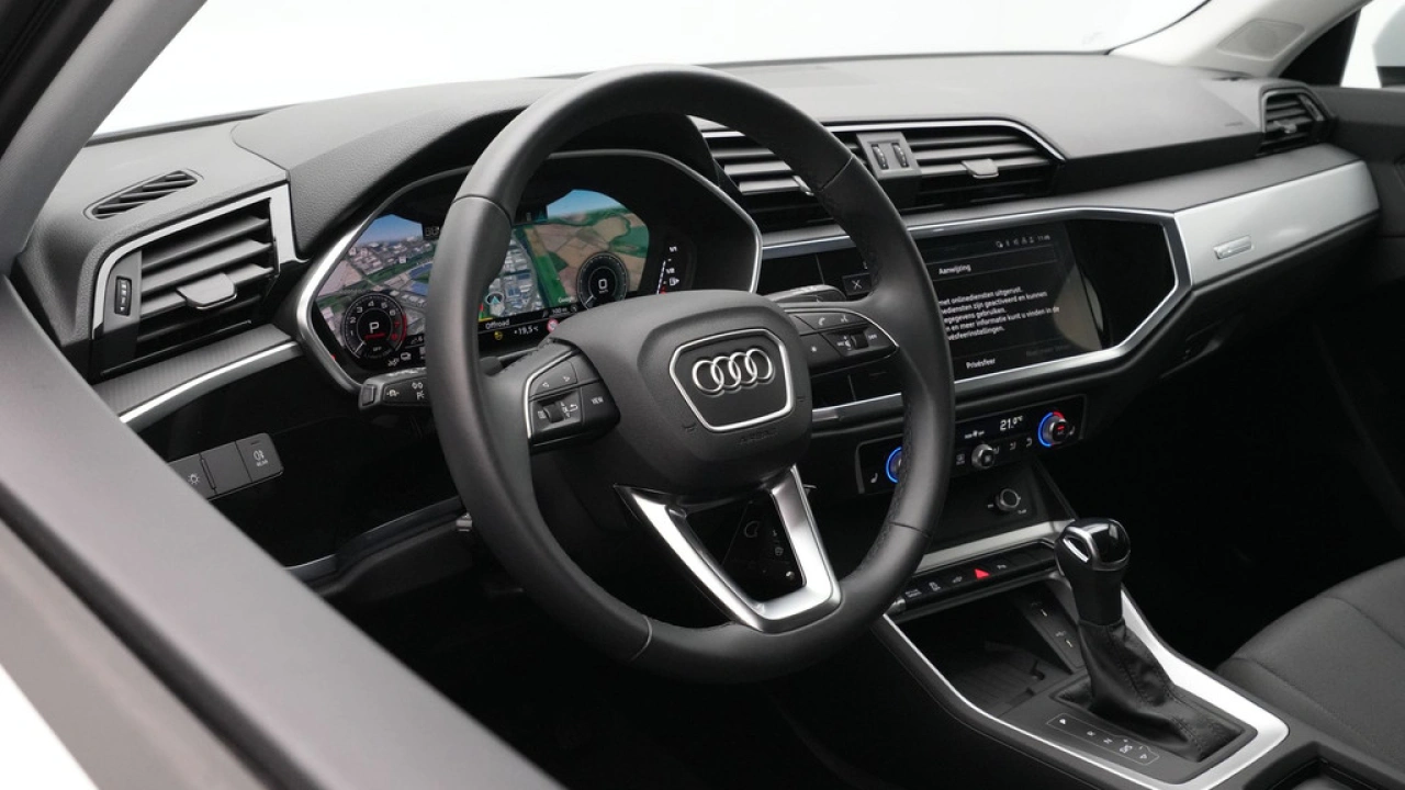 Audi Q3 45 TFSI e 245 pk PHEV S-Tronic edition