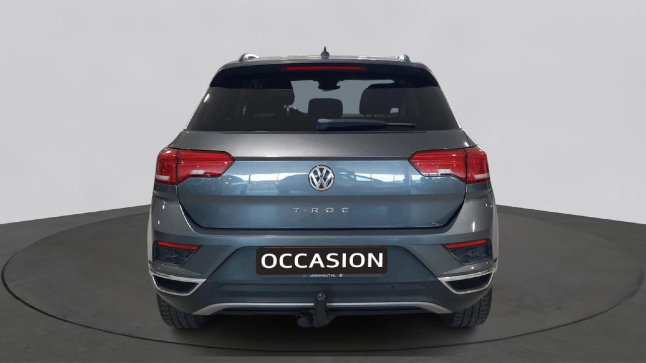 Volkswagen T-Roc 1.0 TSI Style Executive | Navi | Privacy Glass | 17