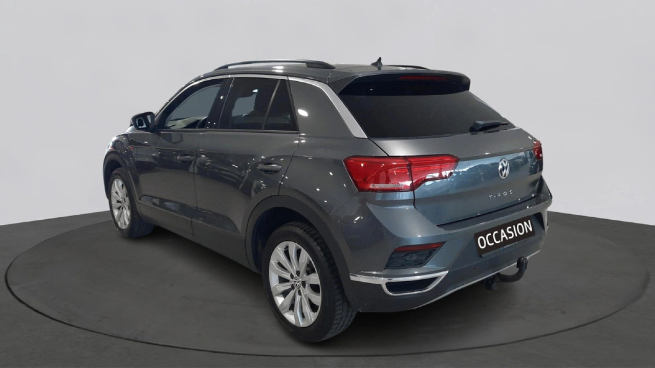 Volkswagen T-Roc 1.0 TSI Style Executive | Navi | Privacy Glass | 17