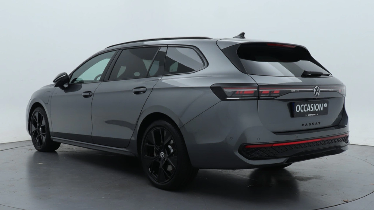 Volkswagen Passat Variant 1.5 eHybrid 272pk DSG R-Line Business DCC Harman/Kardon