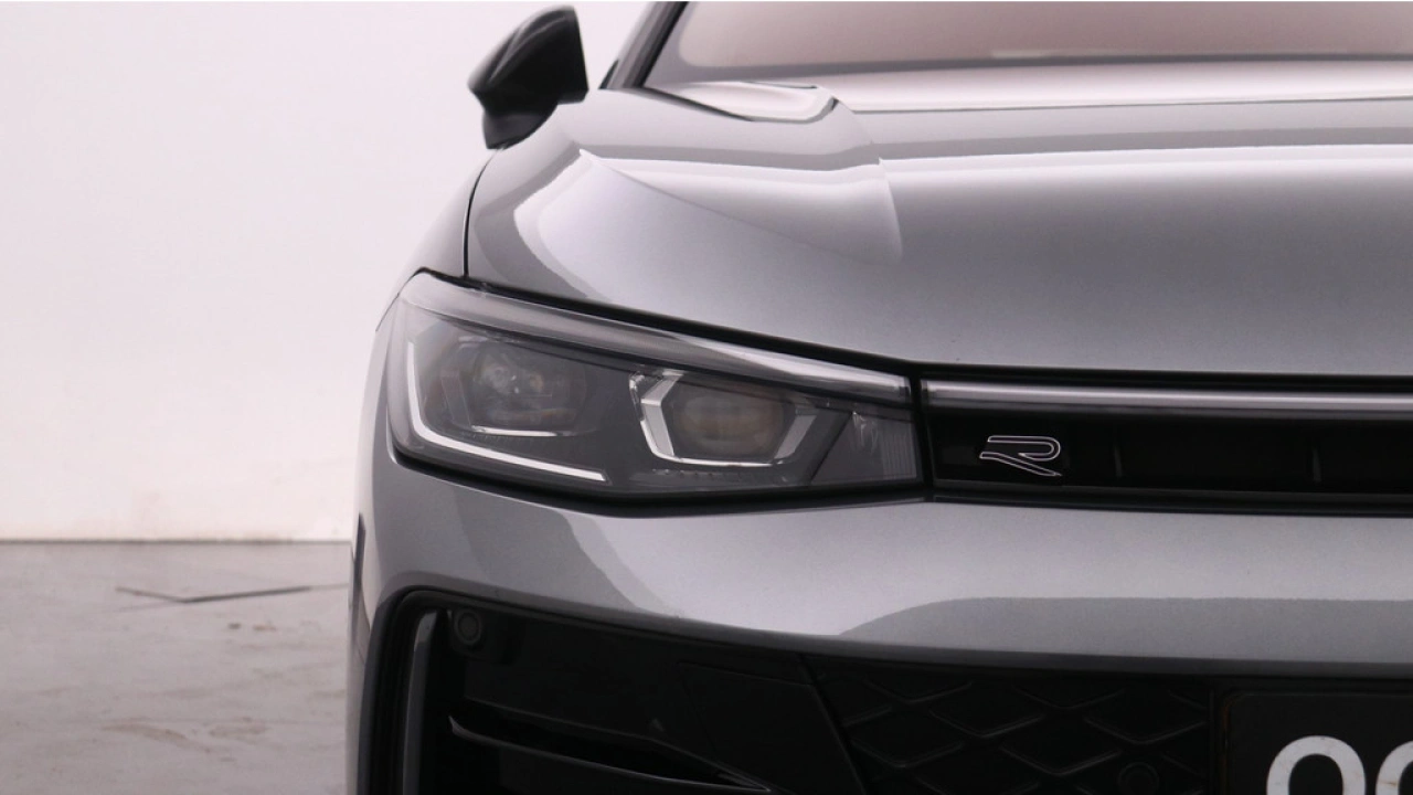 Volkswagen Passat Variant 1.5 eHybrid 272pk DSG R-Line Business DCC Harman/Kardon