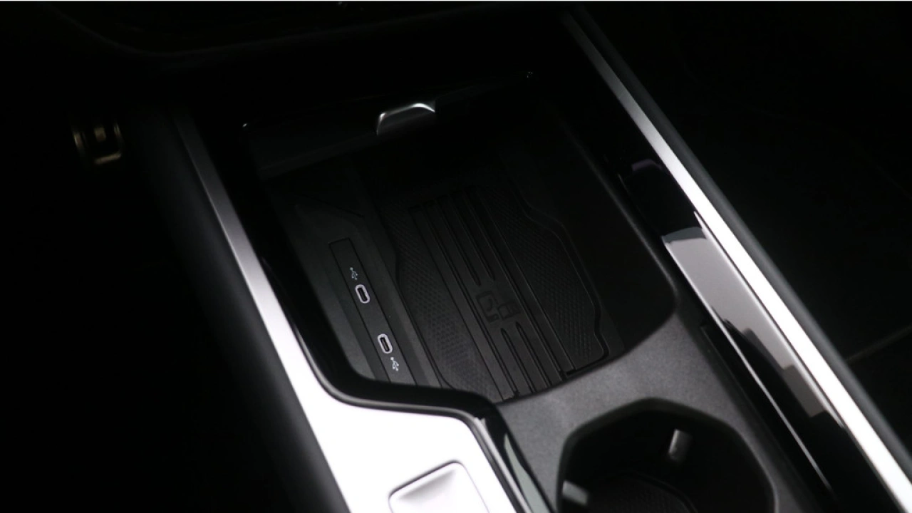 Volkswagen Passat Variant 1.5 eHybrid 272pk DSG R-Line Business DCC Harman/Kardon