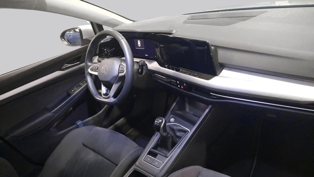 Volkswagen Golf Variant 1.0 TSI Life Business | Camera | Ergonomische stoel | App Connect | Navigatie |