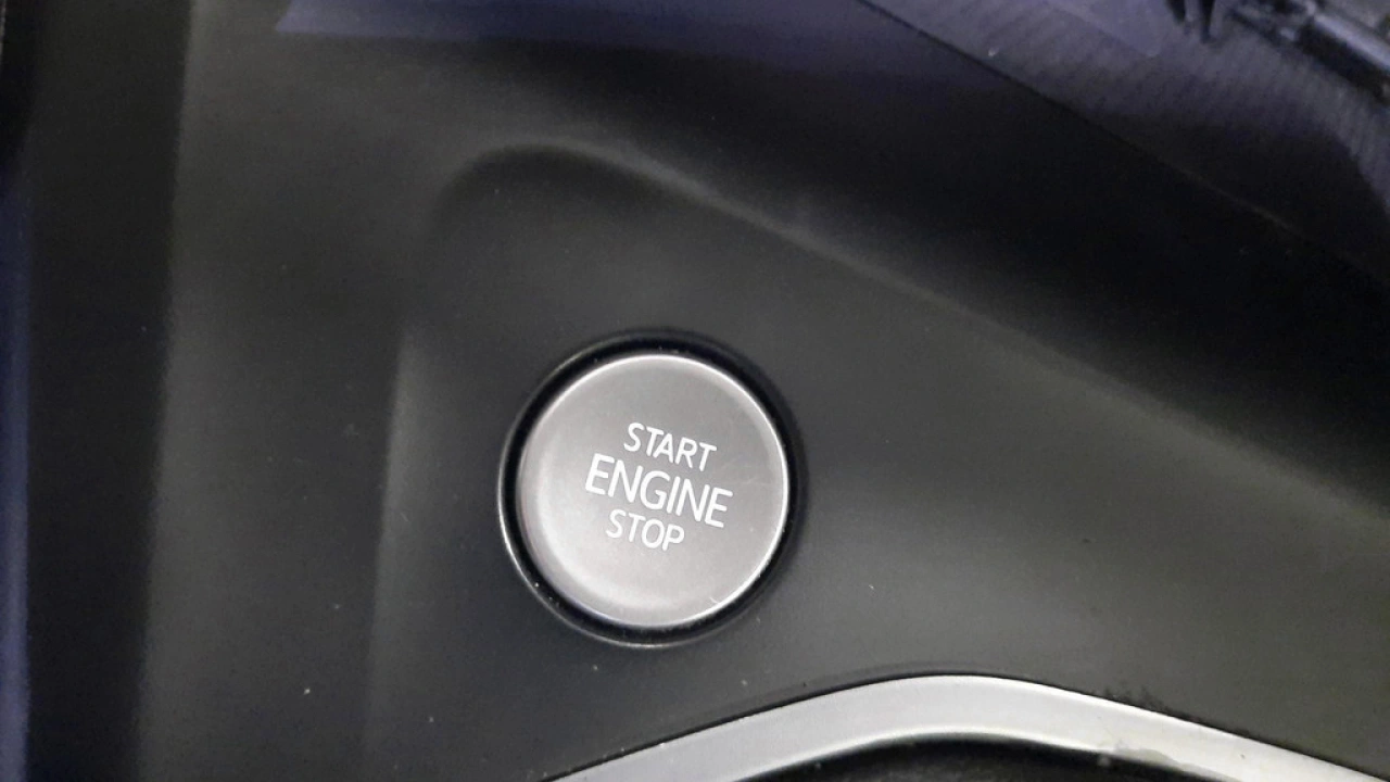 Volkswagen Golf Variant 1.0 TSI Life Business | Camera | Ergonomische stoel | App Connect | Navigatie |