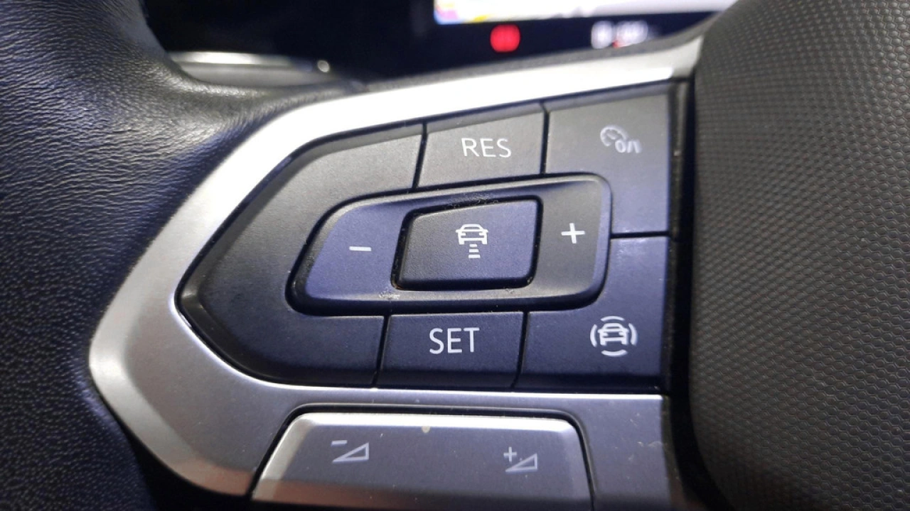 Volkswagen Golf Variant 1.0 TSI Life Business | Camera | Ergonomische stoel | App Connect | Navigatie |