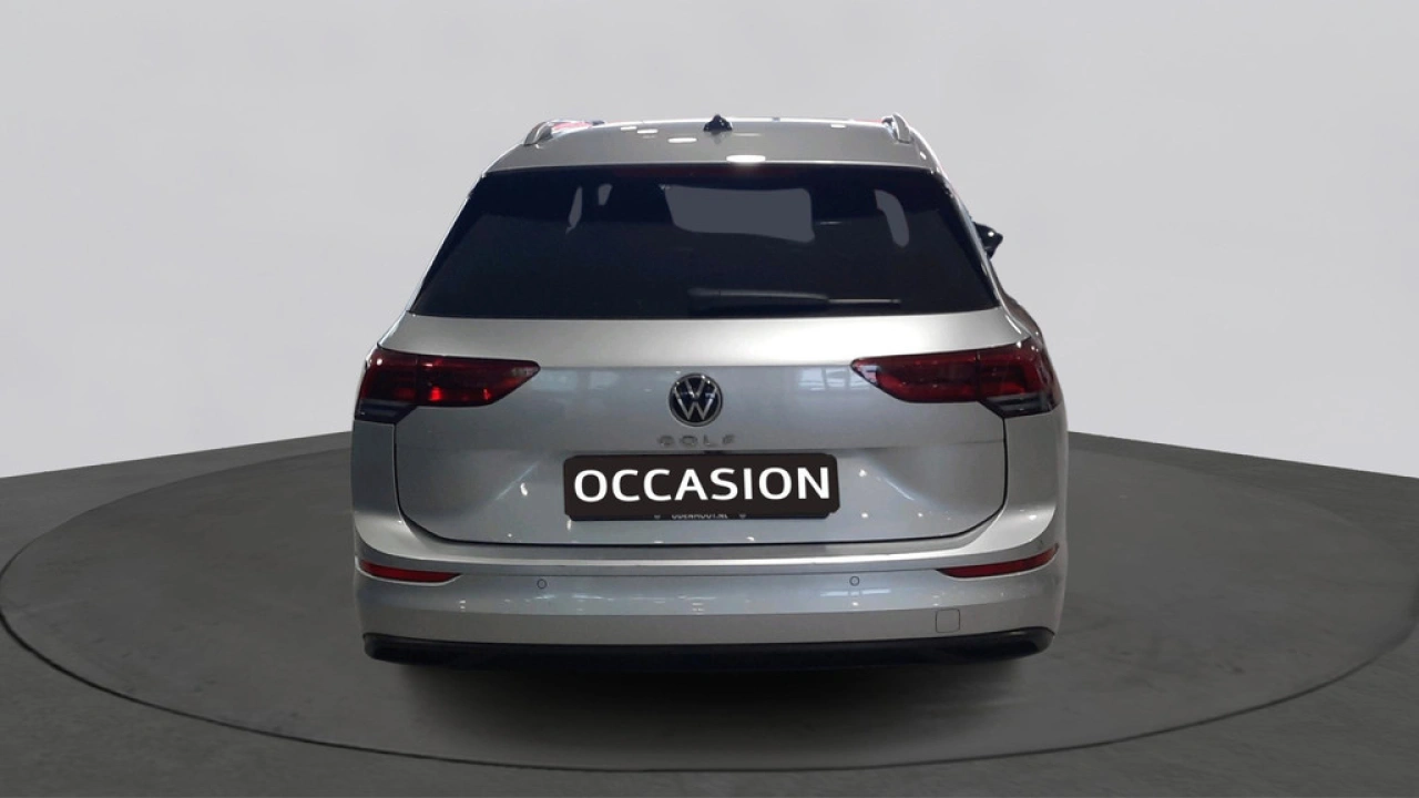 Volkswagen Golf Variant 1.0 TSI Life Business | Camera | Ergonomische stoel | App Connect | Navigatie |