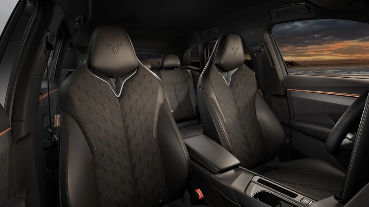 CUPRA Terramar 1.5 TSI e-Hybrid 272 6DSG VZ Performance