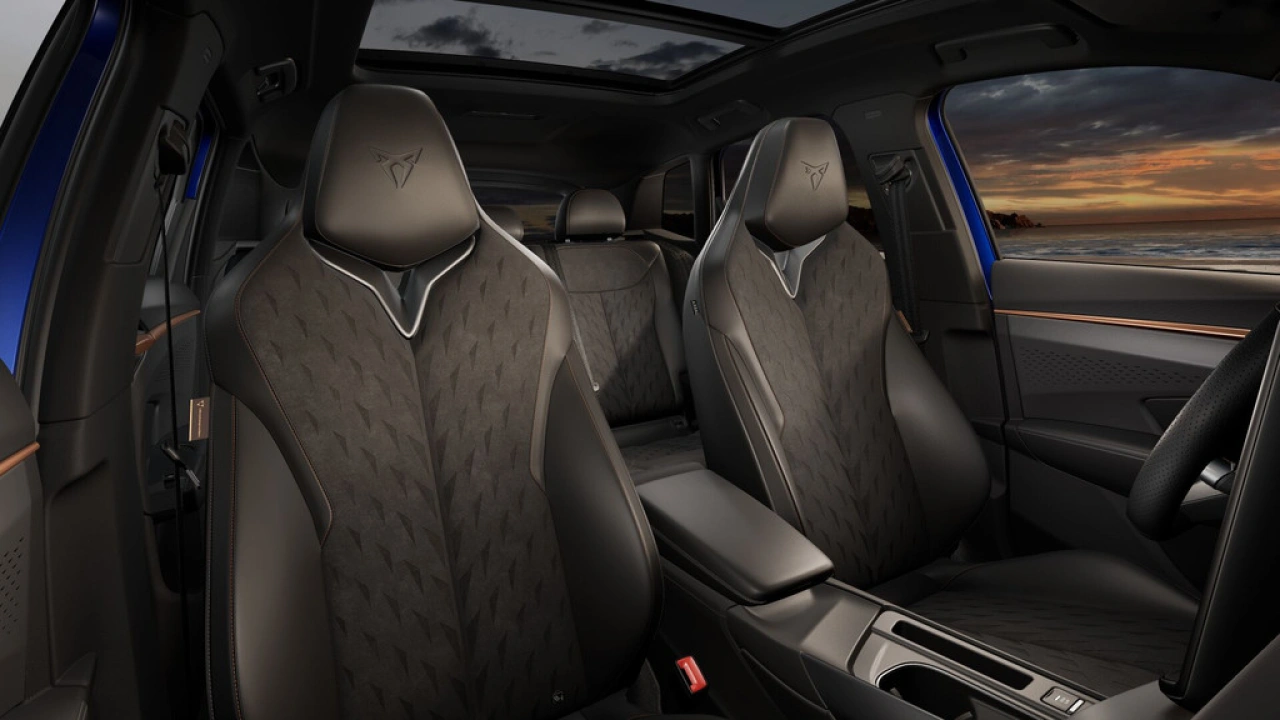 CUPRA Terramar 1.5 TSI e-Hybrid 204 6DSG Business