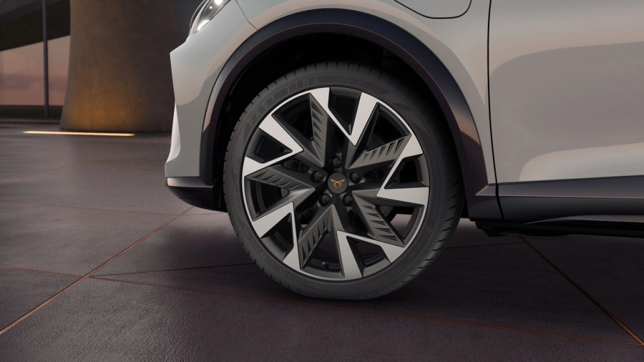 CUPRA Formentor 1.5 TSI e-Hybrid 204 6DSG Business