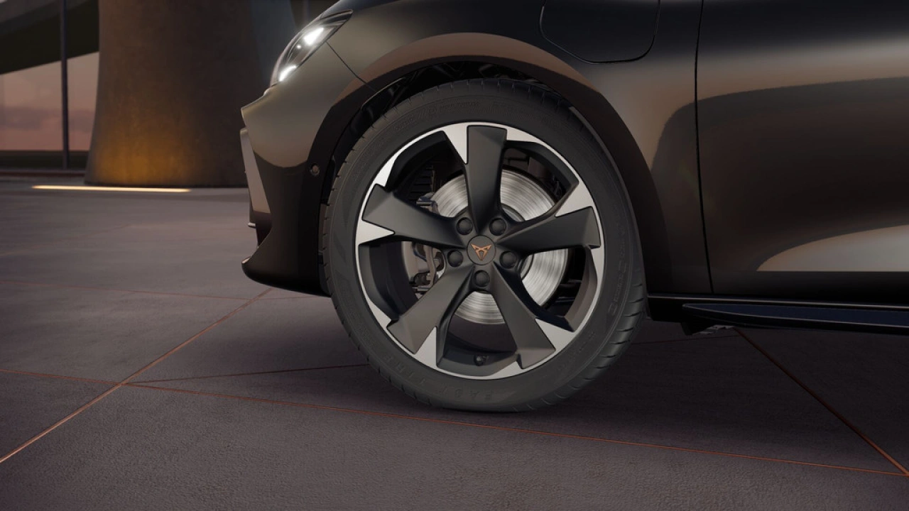 CUPRA Leon 1.5 TSI e-Hybrid 204 6DSG Business