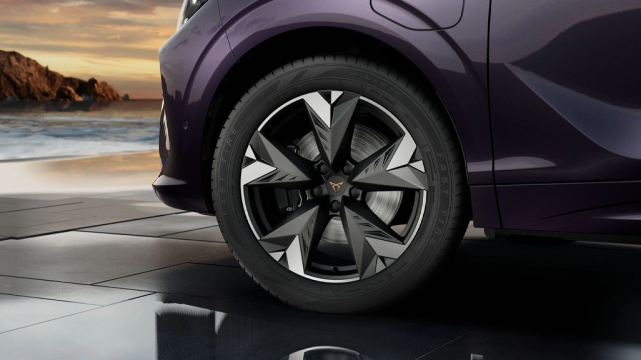 CUPRA Terramar 1.5 TSI e-Hybrid 272 6DSG VZ Performance