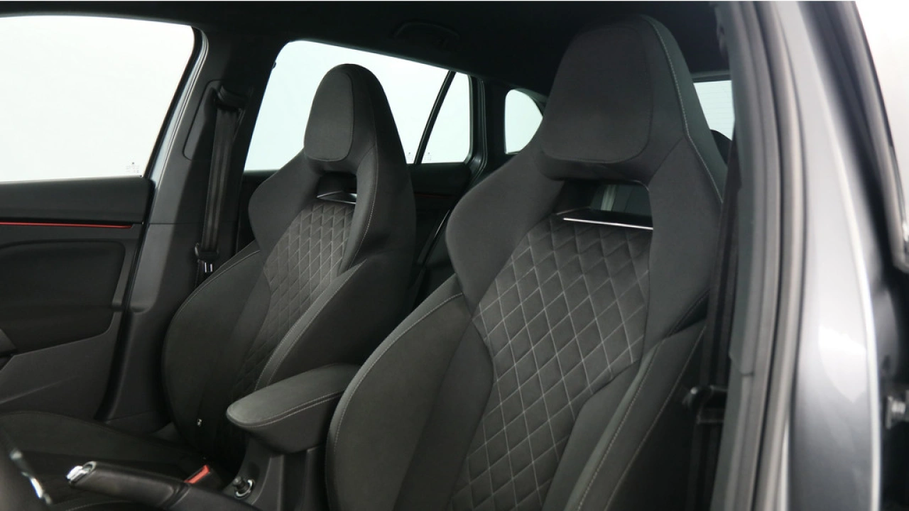 Škoda Scala 1.0 TSI 110pk Sport Business