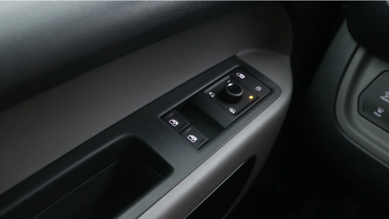 VW Bedrijfswagens ID. Buzz Cargo L1H1 79kWh 210kW 286PK RWD Anniversary-Edition