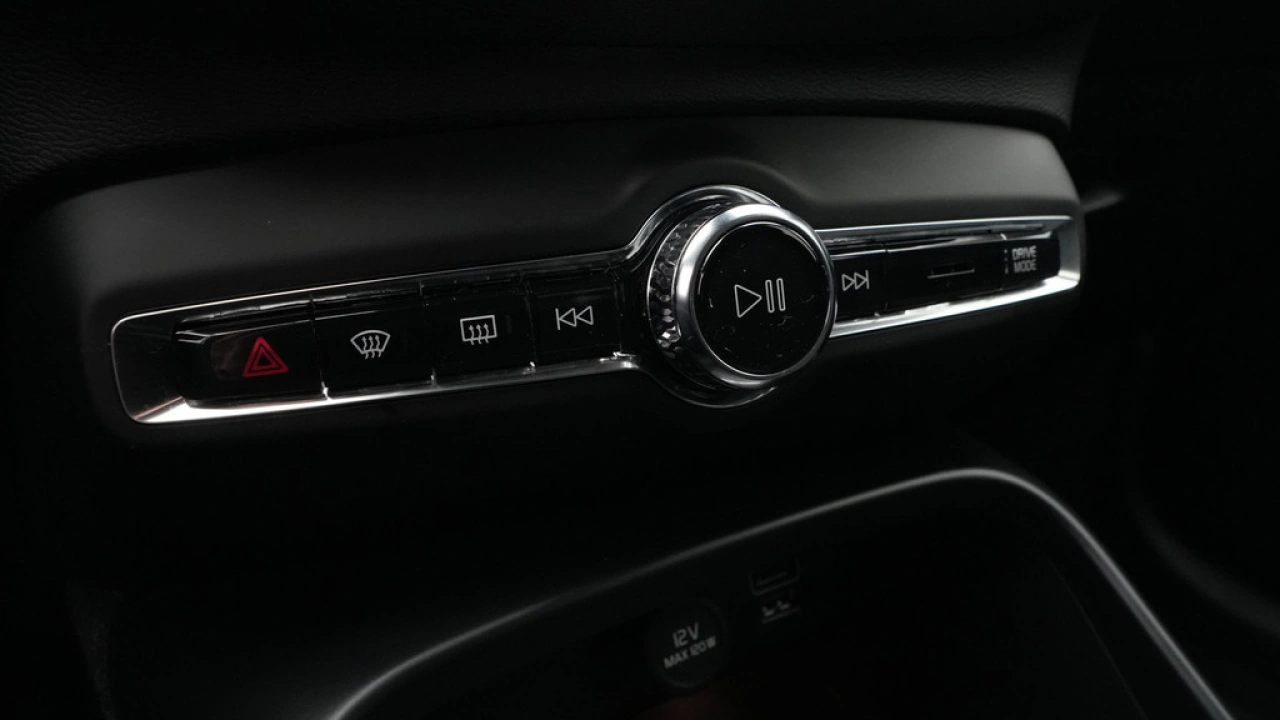 Volvo XC40 1.5 T5 260pk Recharge Inscription Expression