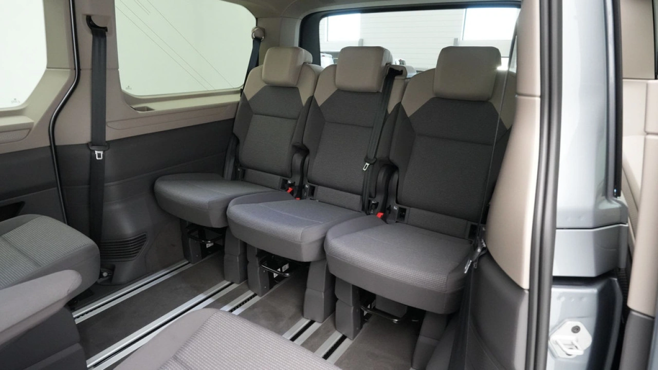 Volkswagen Multivan L2H1 1.5 PHEV eHybrid 19,7kWh 180kW 245PK Economy Business DSG 4MOTION