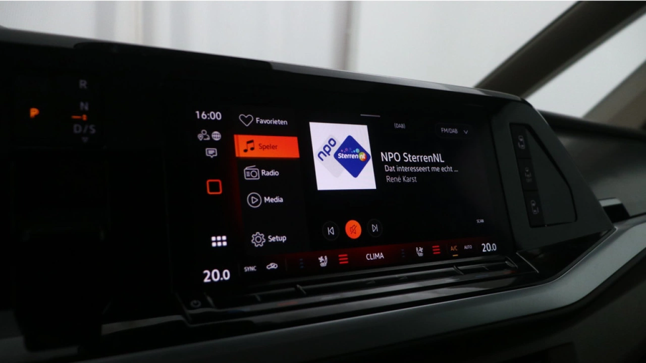 Volkswagen Multivan L2H1 PHEV 1.5 eHybrid 19,7kWh 180kW 245PK DSG 4Motion Bulli-Edition