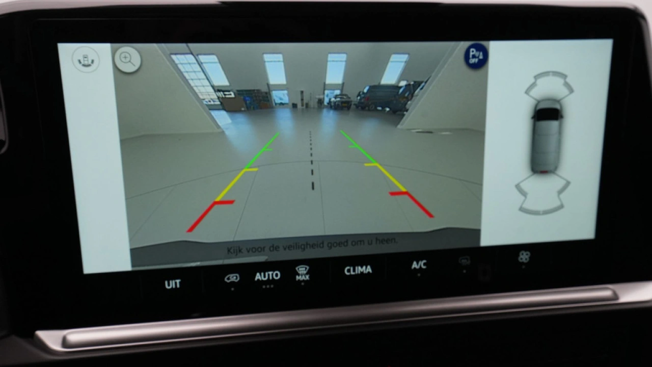 VW Bedrijfswagens Transporter L2H1 2.0 TDI 110kW 150PK Life-Intro