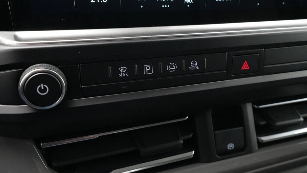 VW Bedrijfswagens Transporter L2H1 2.0 TDI 110kW 150PK Life-Intro