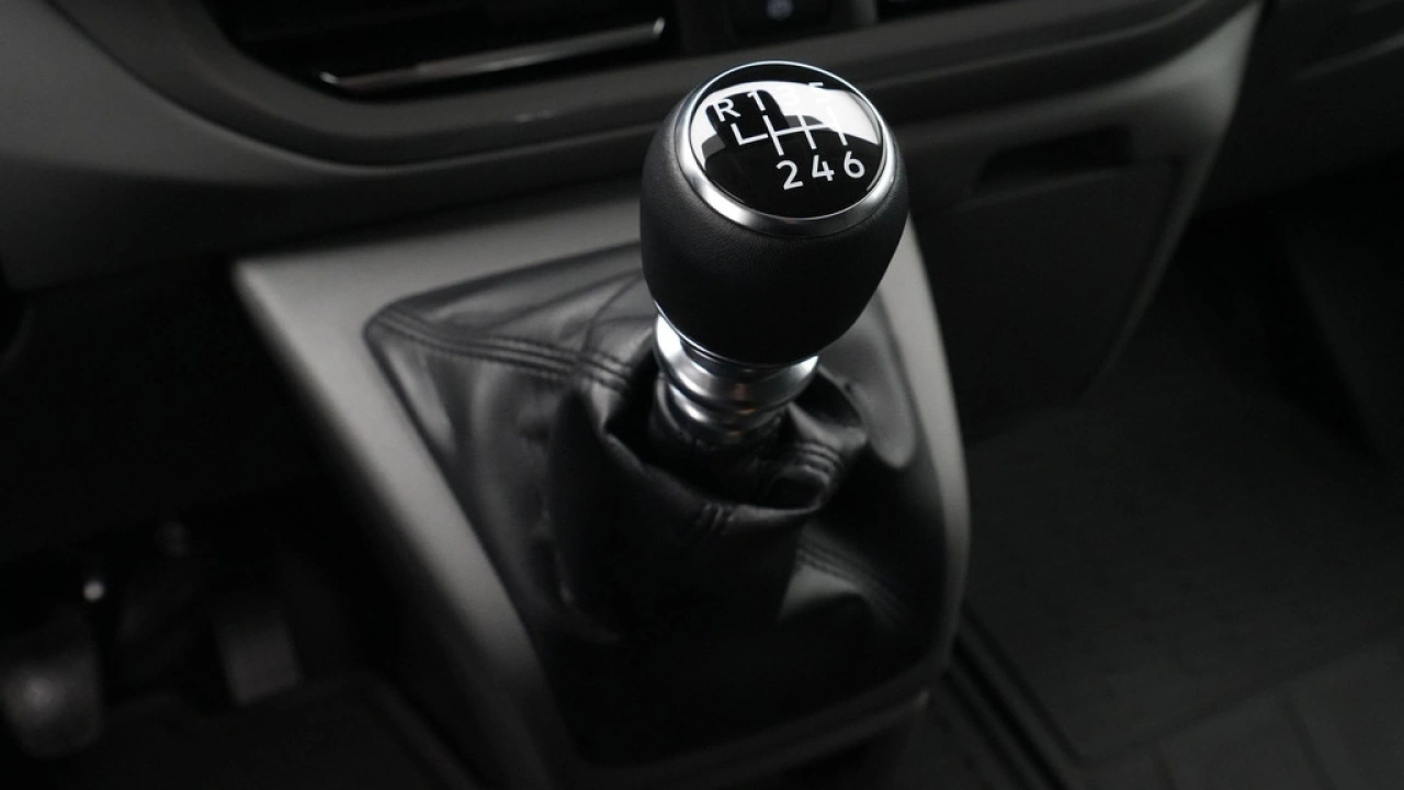 VW Bedrijfswagens Transporter L2H1 2.0 TDI 110pk Life-Intro