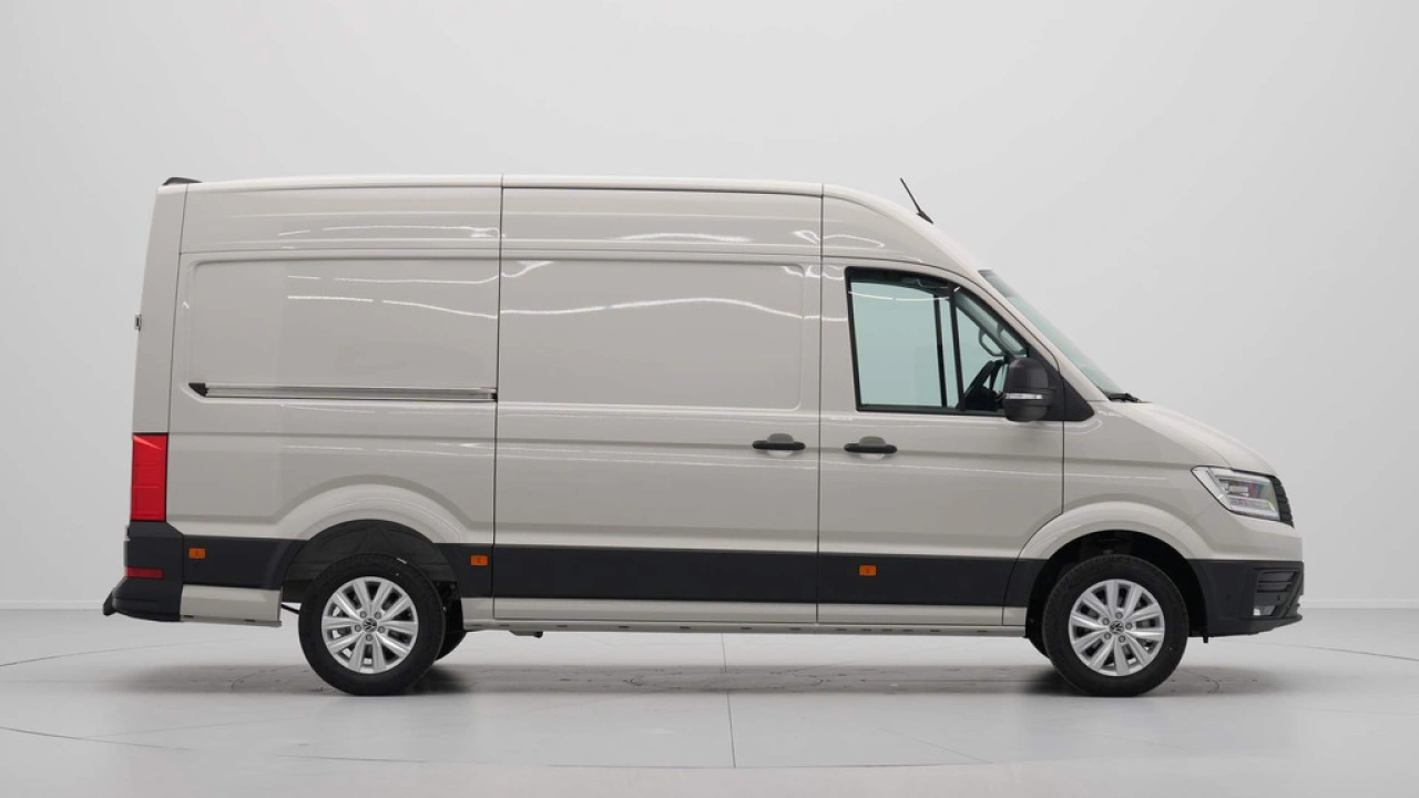 VW Bedrijfswagens Crafter 2.0 TDI 103kW 140PK GVW 3.5T L3H3 Exclusive AUT