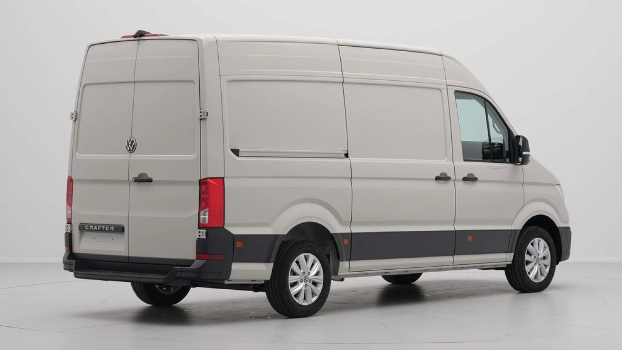 VW Bedrijfswagens Crafter 2.0 TDI 103kW 140PK GVW 3.5T L3H3 Exclusive AUT