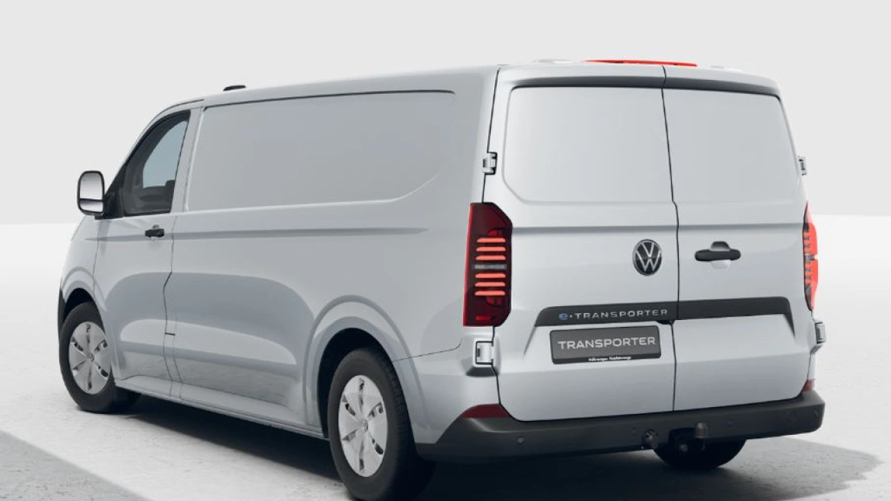 VW Bedrijfswagens E-Transporter 160kW 218PK L2H1 Life Intro 64 kWh