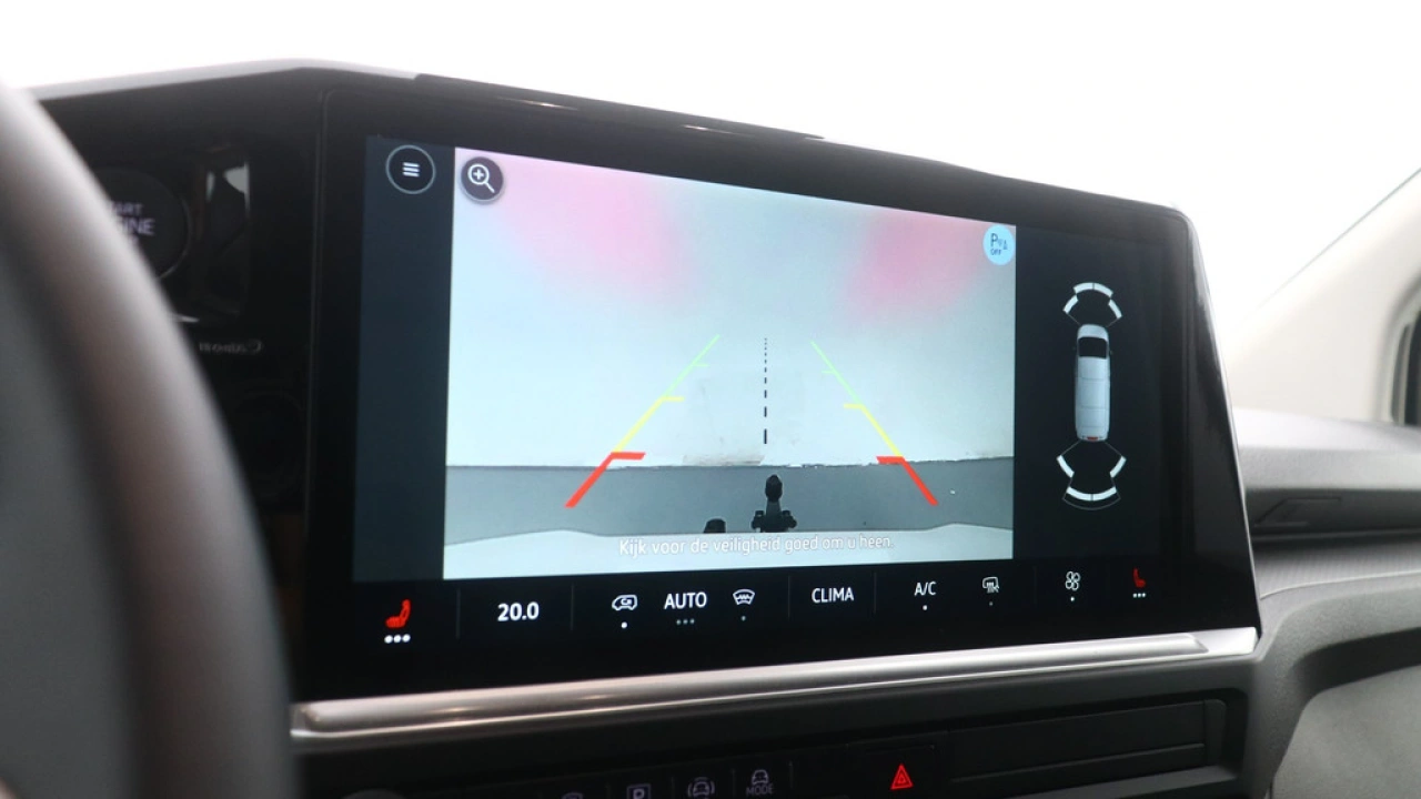 VW Bedrijfswagens E-Transporter L2H1 64kWh 160kW 218PK Style