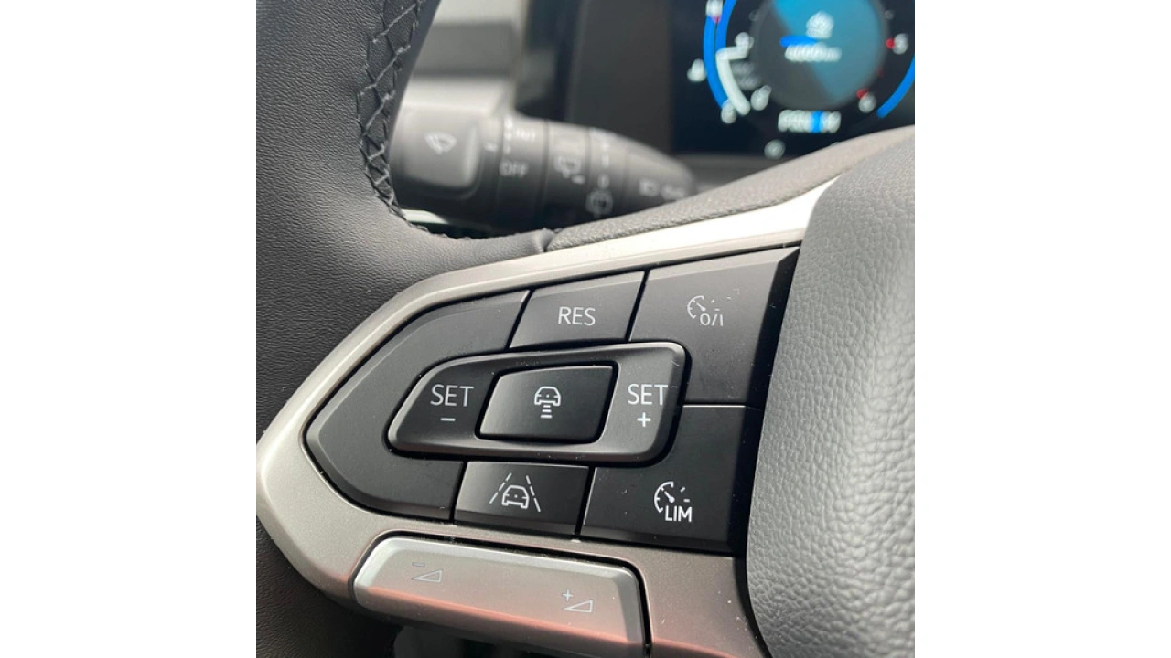 VW Bedrijfswagens Transporter Dubbele Cabine L2H1 2.0 TDI 125kW 170pk Automaat Bulli